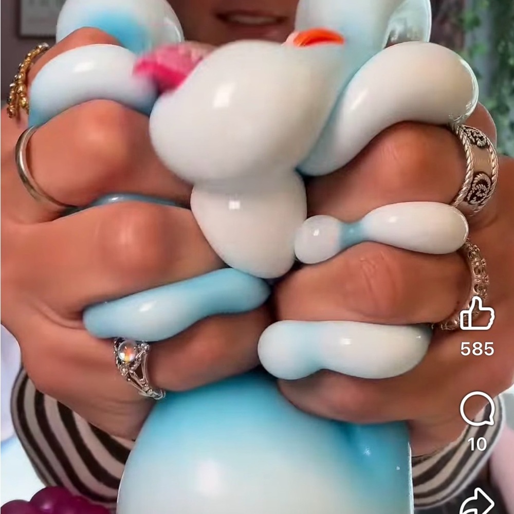 Face squish, this is the exact brand she’s using. Photo in last pic.huge best